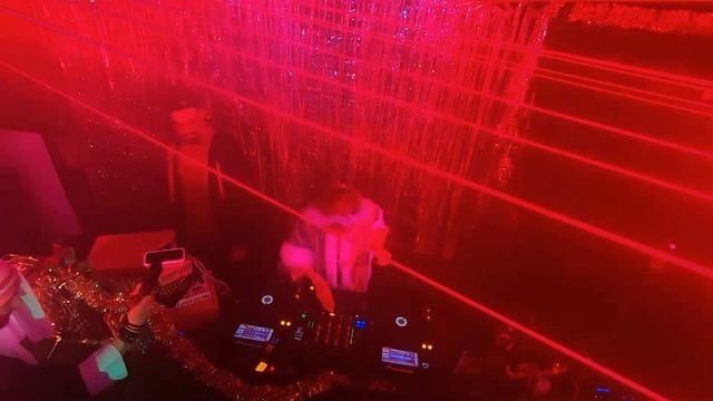 CARROTPIE // BREAKBEAT // JINGLE BASS TiHO