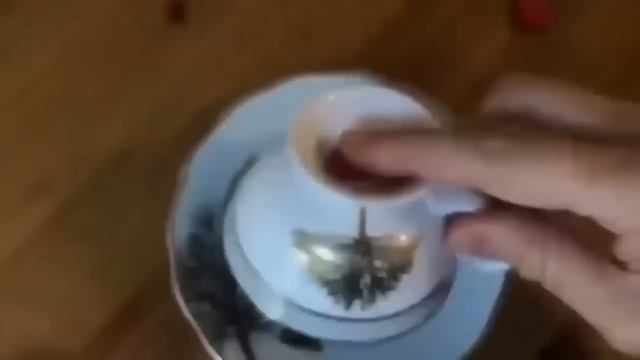 KAHVE FALI I Kahve Fali (Coffee fortune telling I Kaffee Wahrsagerei I Adivinación del café)