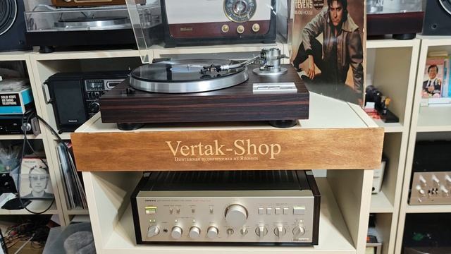 ONKYO Integra A-819RS