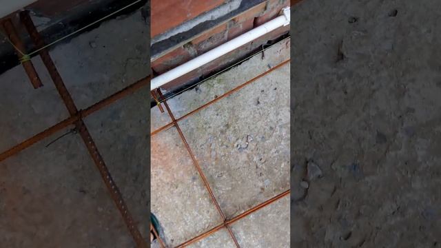 делаем правильную отмостку поверх неграмотно сделанной