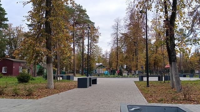 Жуковка. Парк. 10 октября 2024.