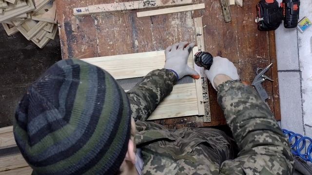 робота над нуклеусами.Постановка корпусів 145мм  в бджолосімї  20.04.22