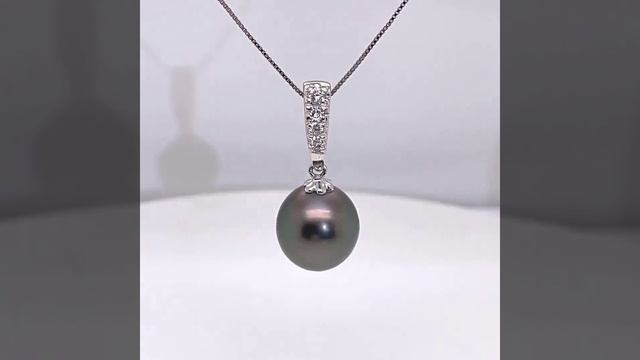 Fine Tahitian Pearl and Diamond Estate Pendant in Platinum