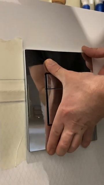 Установка кнопки подвесного унитаза!