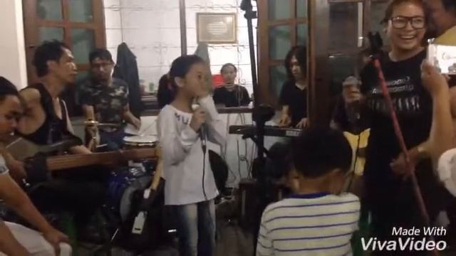 junian q cover kasandra