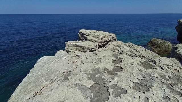 Что посмотреть в Крыму – смотровая Халабуда в Черноморском