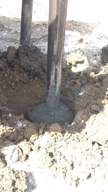 Первый пошёл #construction #constructionproject #work #забор#фундамент#бетон#трактор