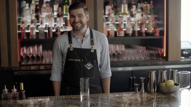 How to Perfectly Craft Two Classic Cocktails