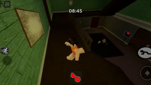 Безумная свинка Пеппа хочет догнать меня в роблокс piggy Roblox