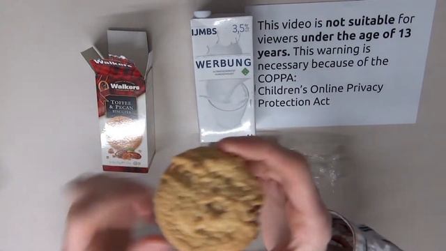 Walkers Toffee & Pecan Biscuits