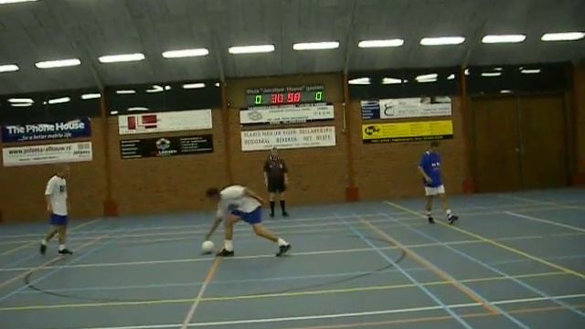 Wedstrijd - Bosch Beton 2 - Middendorp mont. 02-10-09