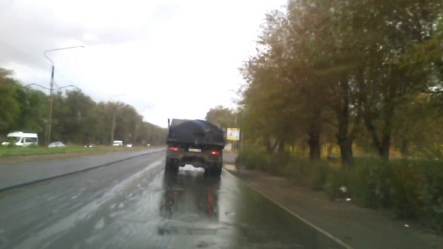 Асфальт в воду. Новотроицк жизнь в раю.