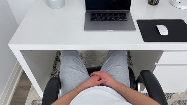Does It Suck? Classic IKEA Desk