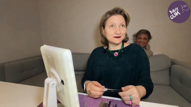 Как тебе такое, Бред Питт? Делаем брови. Праздничный выпуск.