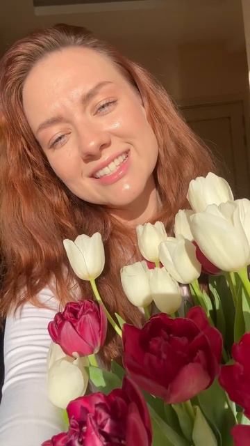 Прекрасные мои девочки, поздравляю вас с 8 марта!🌷
