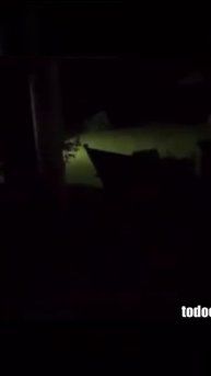 нечто зафиксиловали на камеру нчью в доме.