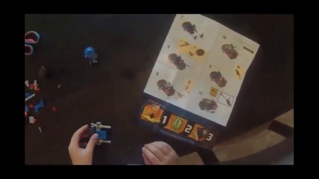 Bella Builds Lego Nexo Knights - Knight's Cycle Build