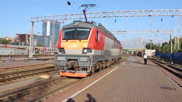 Электровоз ЭП20-032
