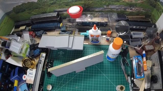 Easy Model Railway Retaining Walls | oorail.com