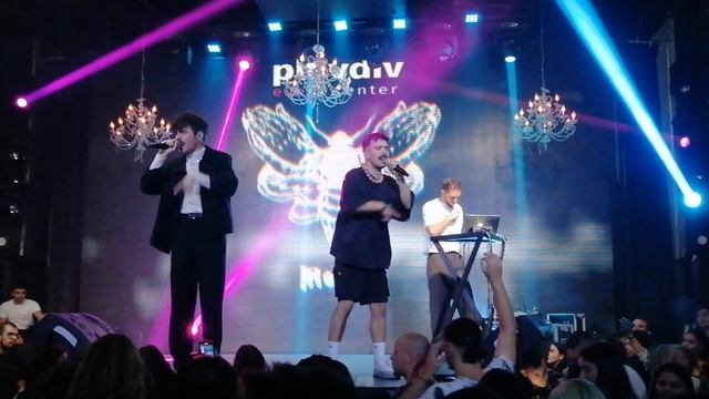 Молец- Изтръпвам  (live @Plovdiv Event Center)