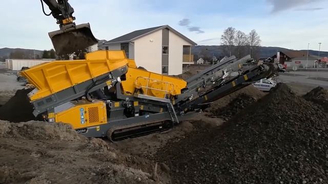 RM HS3500M - вибрационный грохот на гусеничном шасси от компании RUBBLE MASTER HMH GMBH