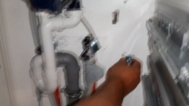 Haas Wasserkraft – Trinkwasserfilter unter der Spüle montieren