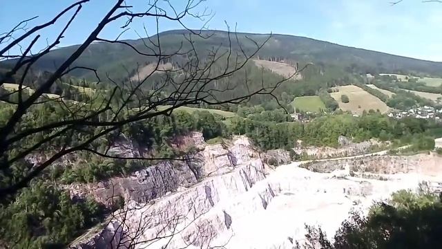 Чехия. Краконоши. Известняковый карьер в Чёрном Доле.