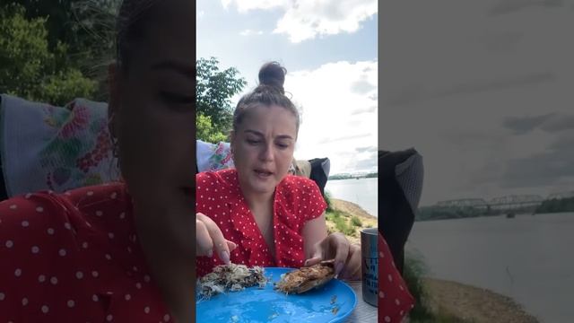 Мукбанг жареная рыба