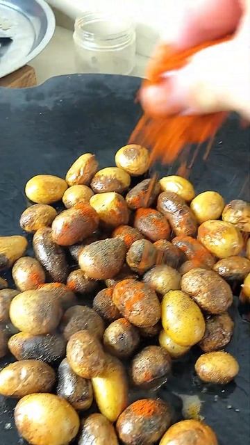 Смотри, что я сделал с БЕЙБИ картошкой #картошка #садж