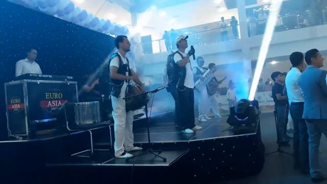 TERMIZ ICEBERC MUZ SAROYIDA MUSTAQILLIGIMIZNING 30 YILLIGI MUNOSABATI BILAN EURO ASIA SHOU KONSERTI