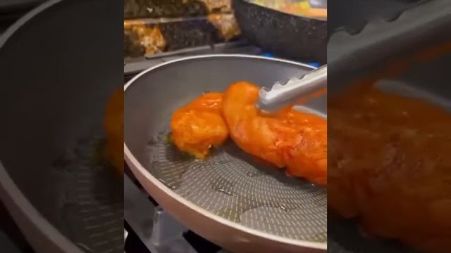 Сочные куриные грудки с овощами и моцареллой