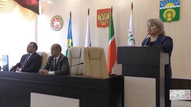 УРАЗАЙ ҮЗАРА САЛЫМ АКЧАСЫН 100% ҮЗЛӘШТЕРДЕ: район Советы рәисе урынбасары Рәйхан Галимҗанова