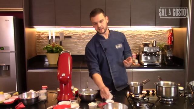 Cupcake aula completa - massas, recheios e coberturas profissionais