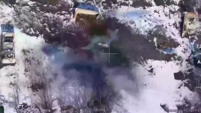 🇷🇺💥🇺🇦Дроны-камикадзе и артиллерия группировки "Центр" заживо похоронили штурмовиков ВСУ !!!
