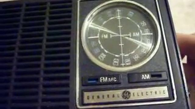 1976 General Electric 7-4110A AM/FM Radio Review