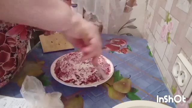 ТАКАЯ ВОТ СЕЛЁДКА ПОД ШУБОЙ 
КРАСОТА!! А ВКУСНО...