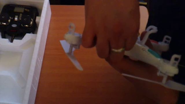 Syma X5C-1 quadcopter unboxing video review