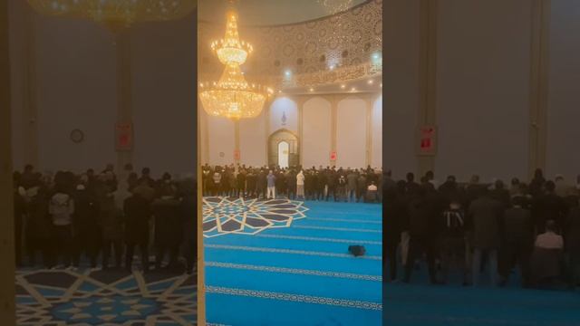 E'sha Salah at The London Central Mosque
