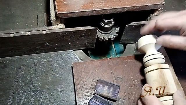 Ручки для штампов на токарном станке.