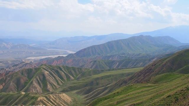 Вид с перевала Кара Гёо на Нарын Дарья