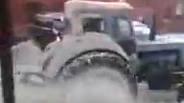 Уборка снега на Лиговском 50