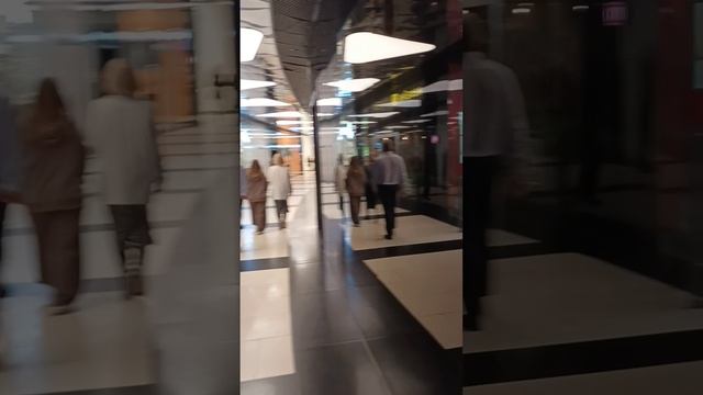 ЗАЗЕРКАЛЬЕ на примере МОСКВА СИТИ