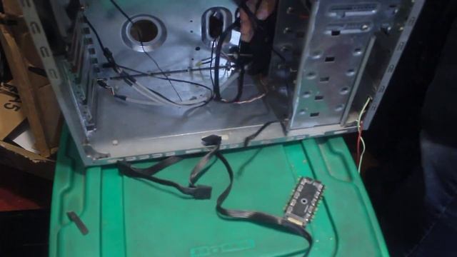 REUPLOAD:I upgraded my computer's case| RJ's Vlogs 2-11