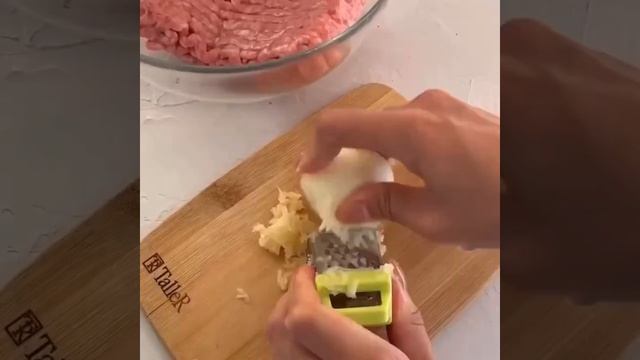 Запечённые овощи с куриными котлетами 🤤