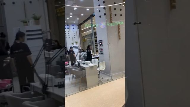 Открытие Uninails Каширская Плаза