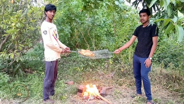 Juicy lemon whole Grill chicken recipe | Arabian Smoky barbecue | Suvaiyana grill chicken
