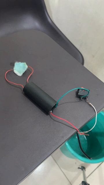 Burning cotton with high voltage generator