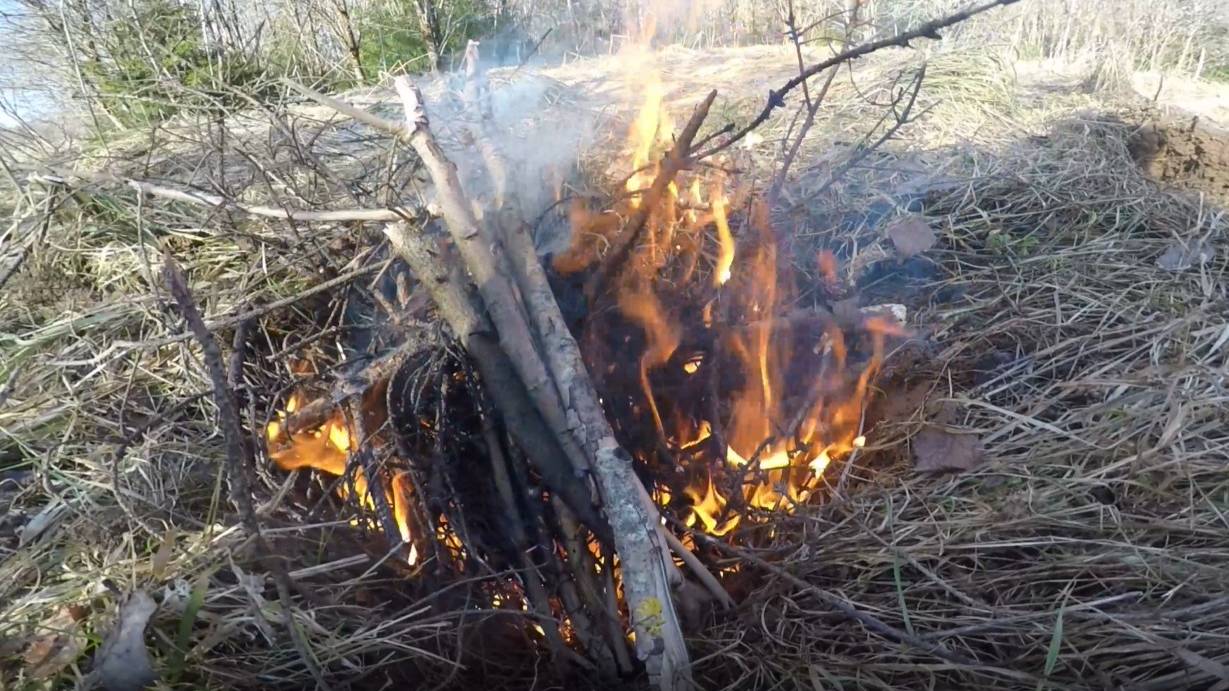 Коп 2025. Готовим картошку в фольге.