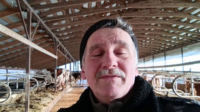 С праздником, дорогие женщины!