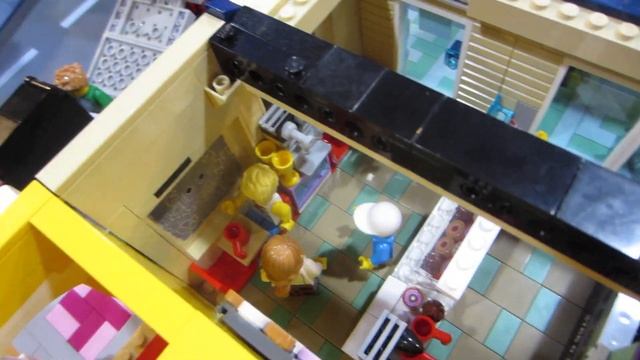 Lego Donut Shop, City update Maryville, Oct 20, 2019